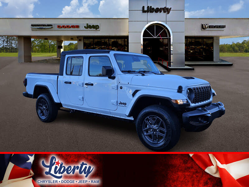 2026 Jeep Gladiator Sport S Crew Cab 4WD
