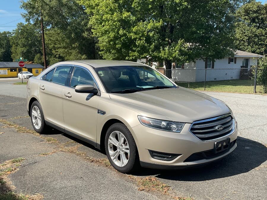 2018 Ford Taurus SEL AWD