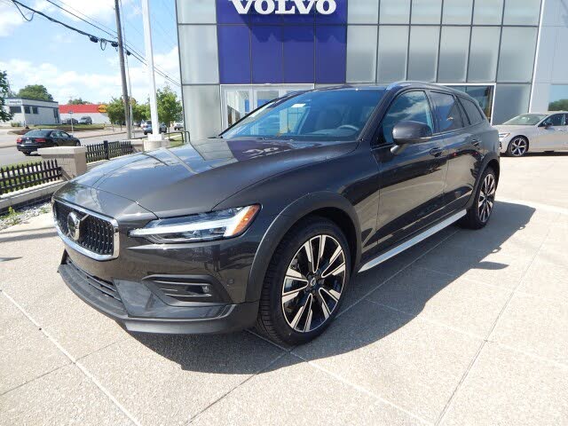 2025 Volvo V60 Cross Country B5 Ultra AWD