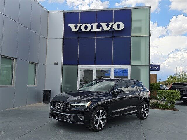2025 Volvo XC60 Recharge T8 Ultra Dark Theme eAWD