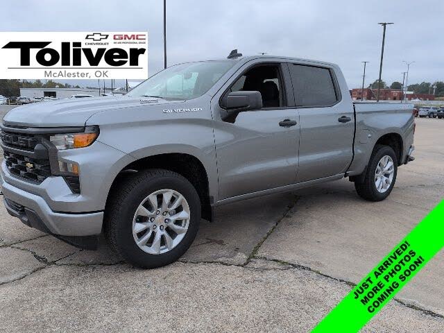 2026 Chevrolet Silverado 1500 Custom Crew Cab 4WD