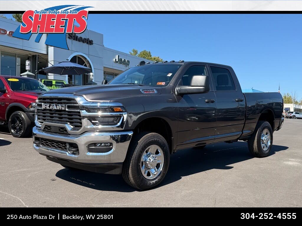 2026 RAM 2500 Tradesman Crew Cab 4WD
