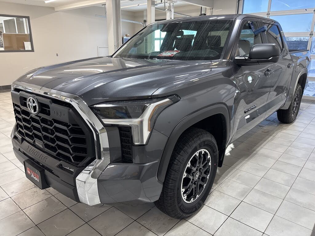 2026 Toyota Tundra SR5 CrewMax Cab 4WD