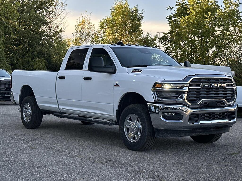 2026 RAM 2500 Tradesman Crew Cab LB 4WD