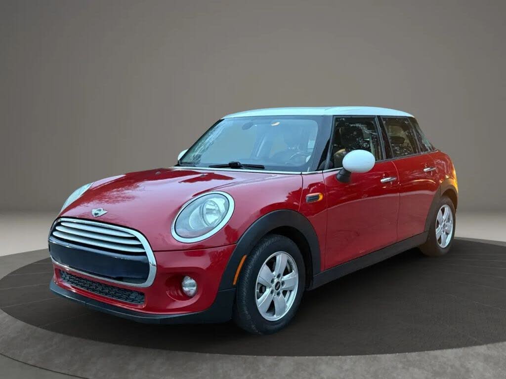 2015 MINI Cooper 4-Door Hatchback FWD