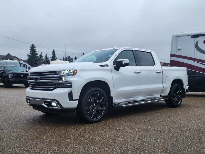 Chevrolet Silverado 1500 High Country Crew Cab 4WD 2022