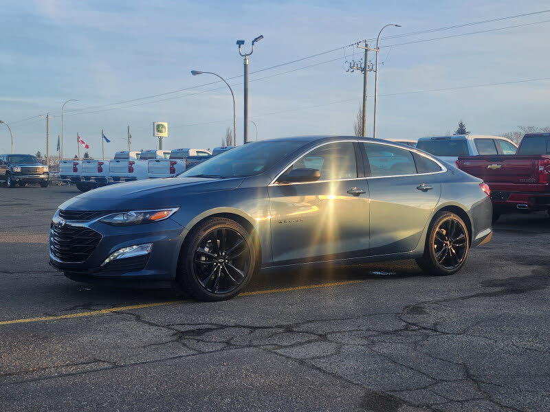 2024 Chevrolet Malibu LT with 1LT FWD