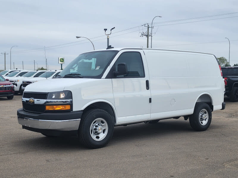2025 Chevrolet Express Cargo 2500 RWD
