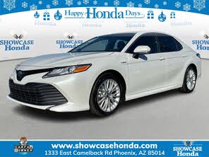 Toyota Camry Hybrid XLE FWD