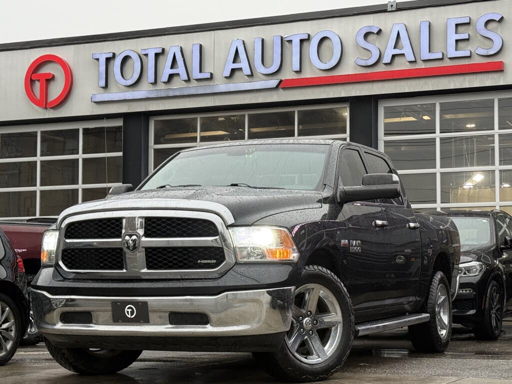 2016 RAM 1500 SLT Crew Cab 4WD