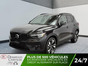 Volvo XC40 B5 Plus Dark Theme AWD