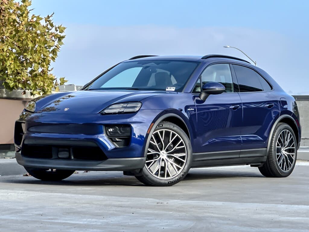 2025 Porsche Macan AWD