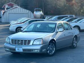 Cadillac DeVille DTS Sedan FWD
