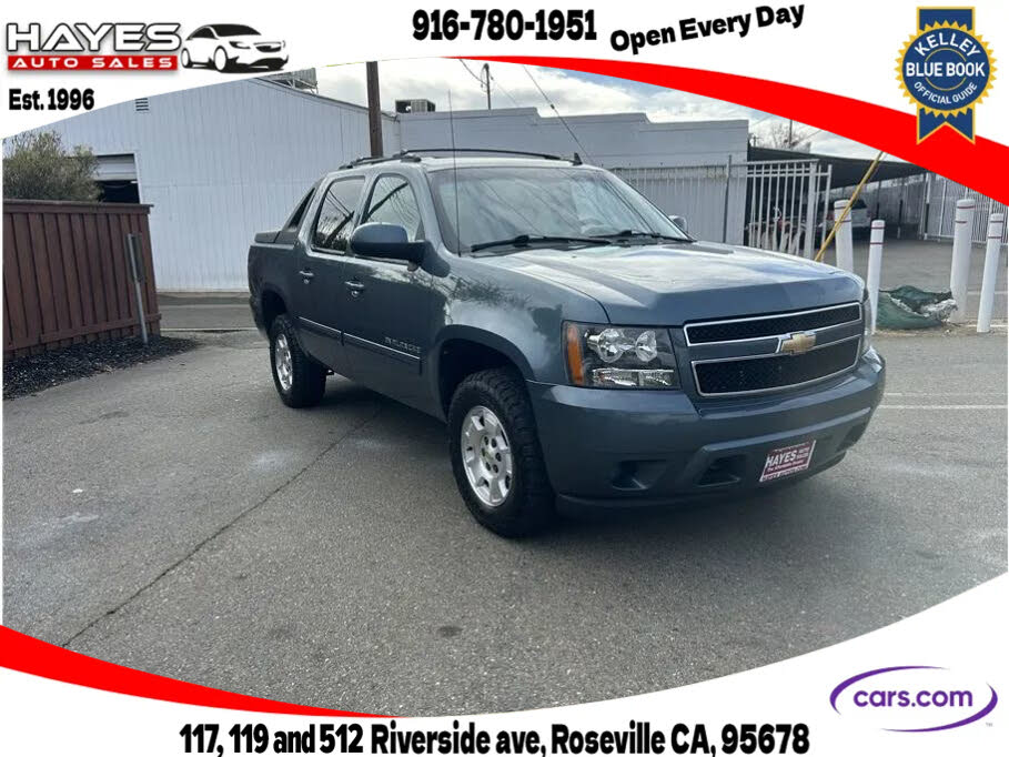 2011 Chevrolet Avalanche LS 4WD