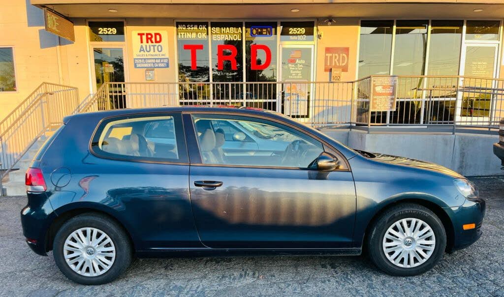 2012 Volkswagen Golf 2.5L 2dr