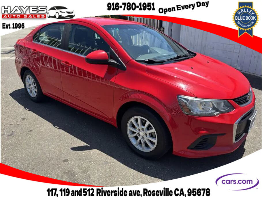 2017 Chevrolet Sonic LT Sedan FWD