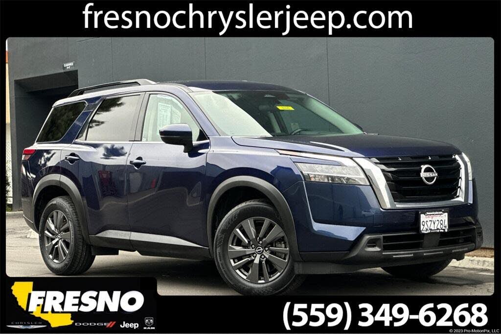 2022 Nissan Pathfinder SV FWD