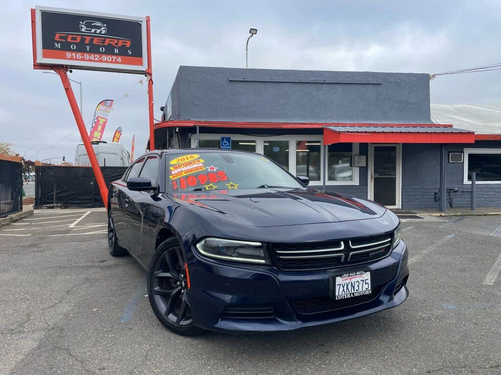 2016 Dodge Charger SE RWD