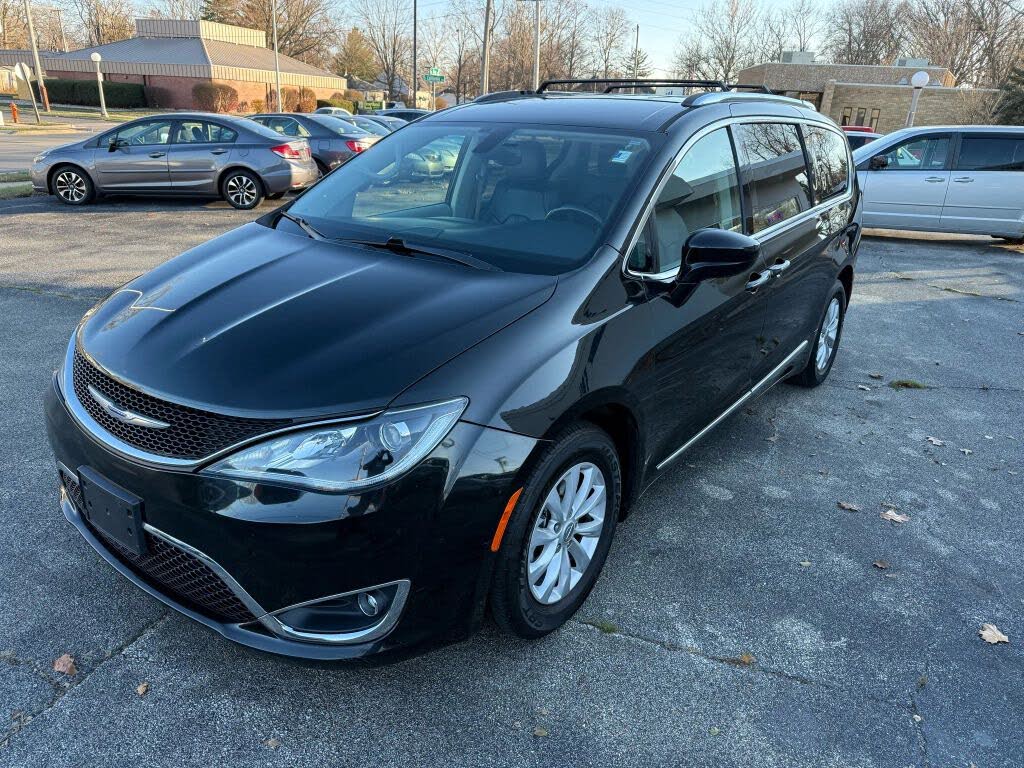 2018 Chrysler Pacifica Touring L Plus FWD