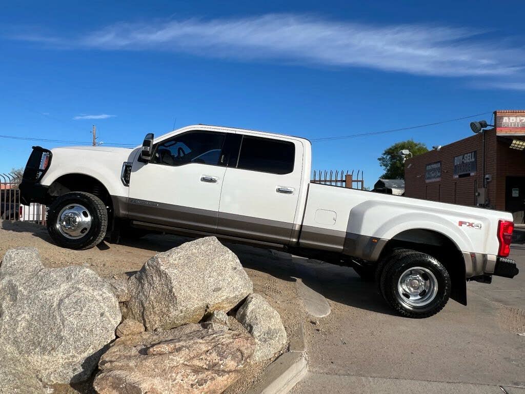2019 Ford F-350 Super Duty King Ranch Crew Cab LB DRW 4WD