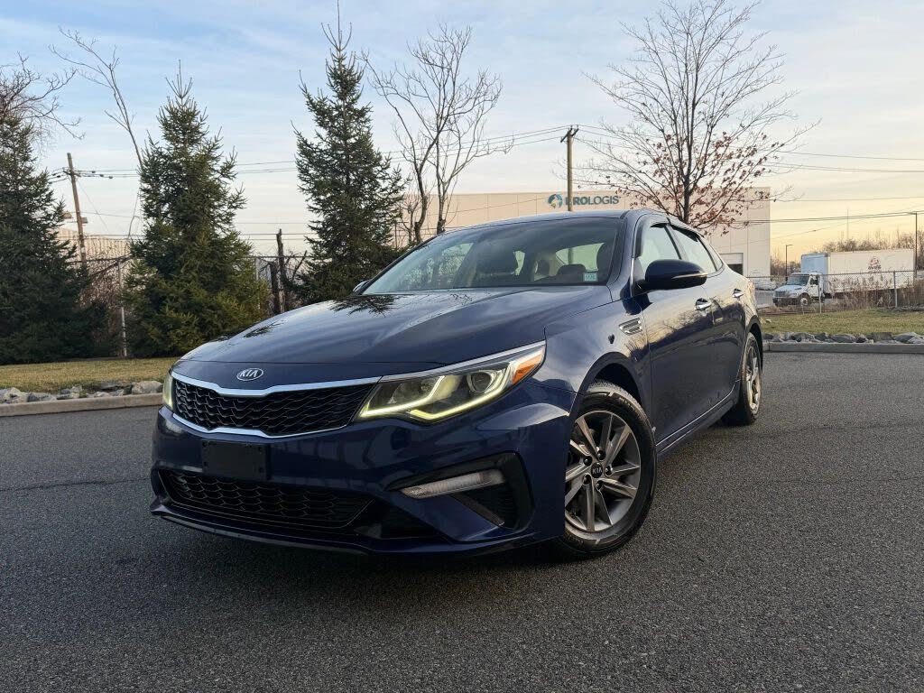 2019 Kia Optima LX FWD