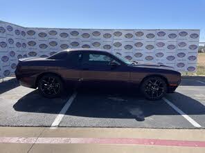 Dodge Challenger SXT RWD