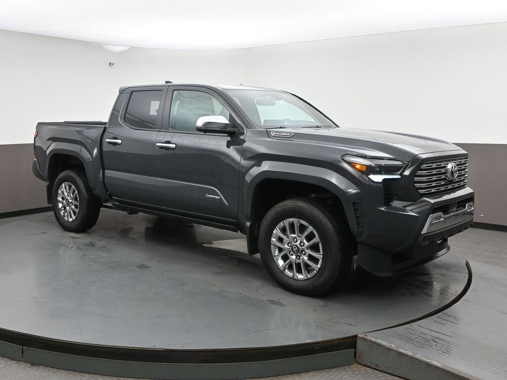 Toyota Tacoma Limited Double Cab 4WD 2025