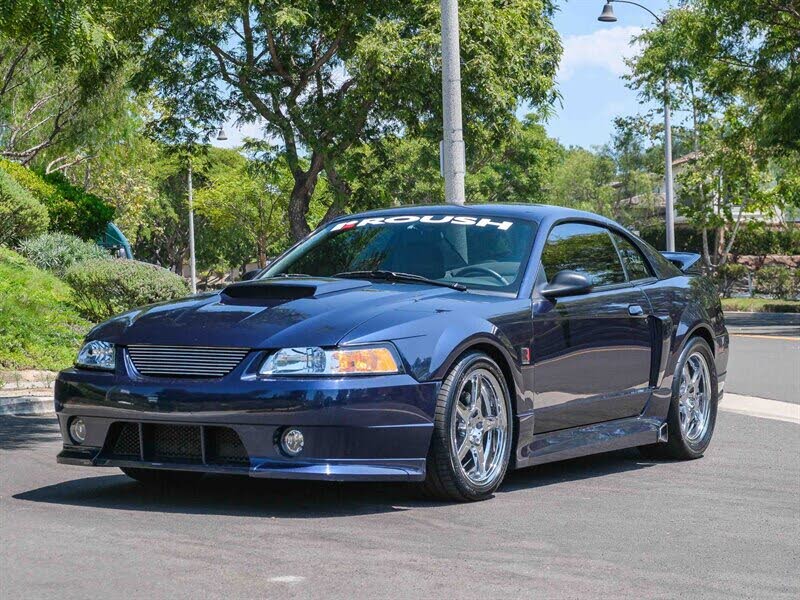 2002 Ford Mustang GT Deluxe