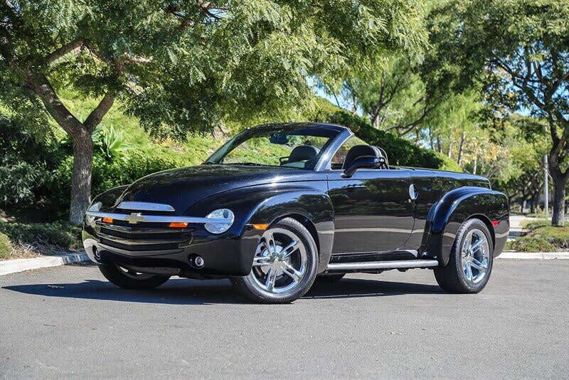 2005 Chevrolet SSR LS RWD