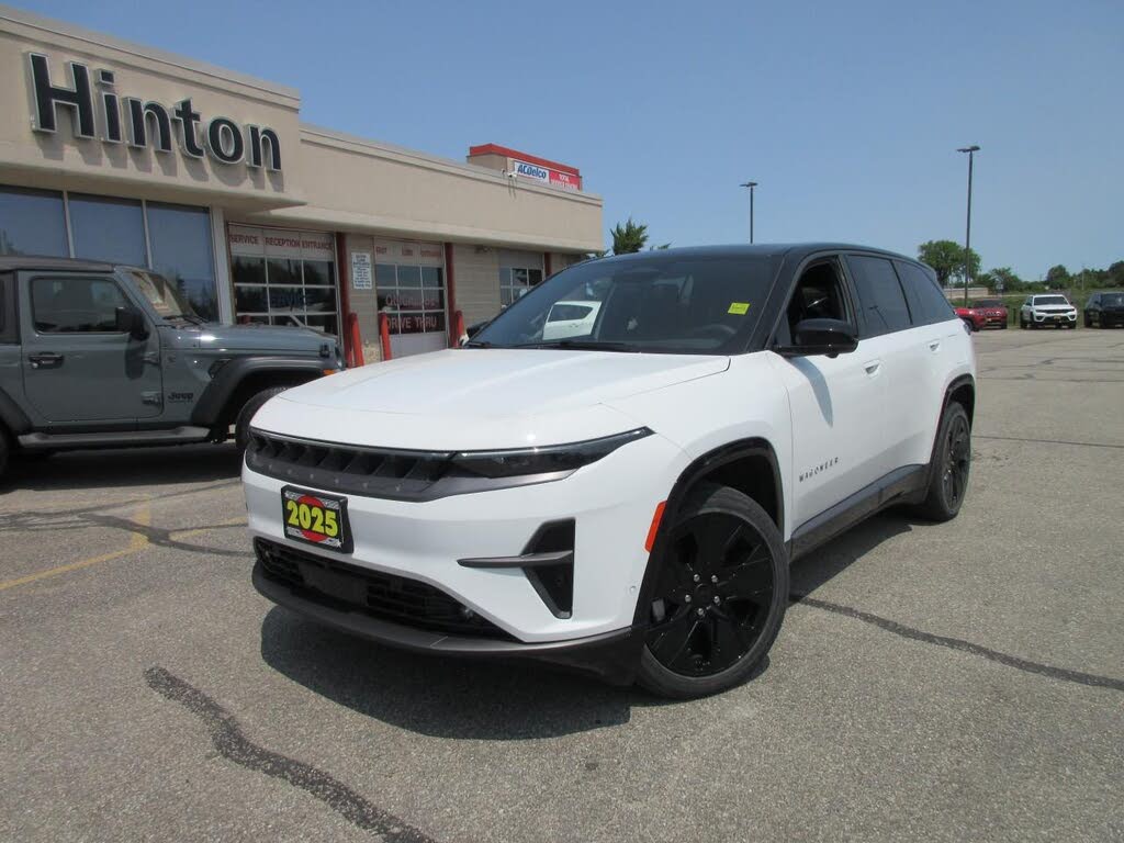 2025 Jeep Wagoneer S Premium 4WD