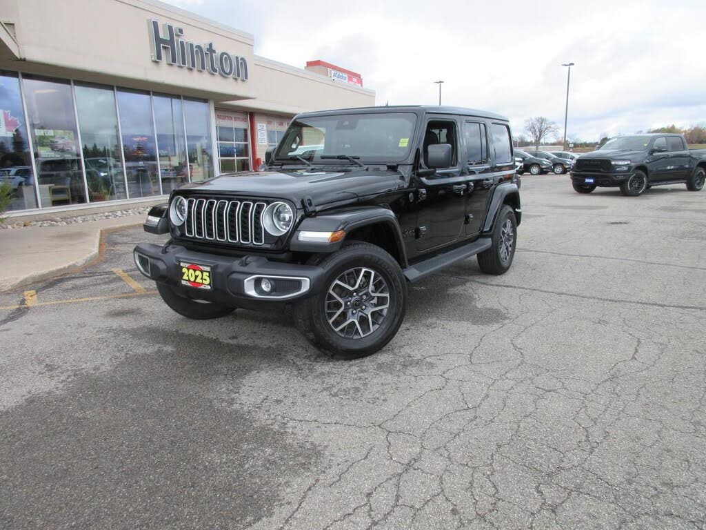 2025 Jeep Wrangler Sahara 4-Door 4WD
