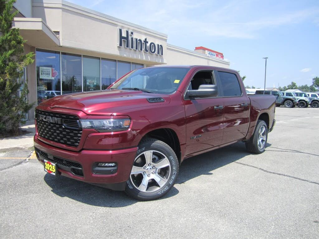 2025 RAM 1500 Tradesman Crew Cab 4WD