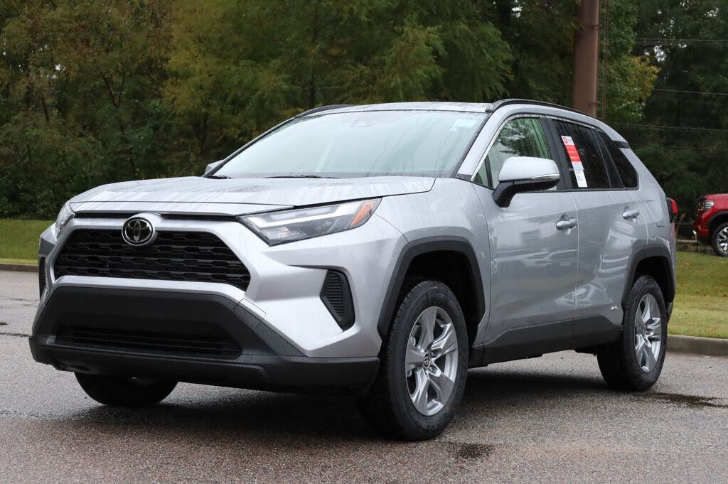 2025 Toyota RAV4 Hybrid XLE AWD