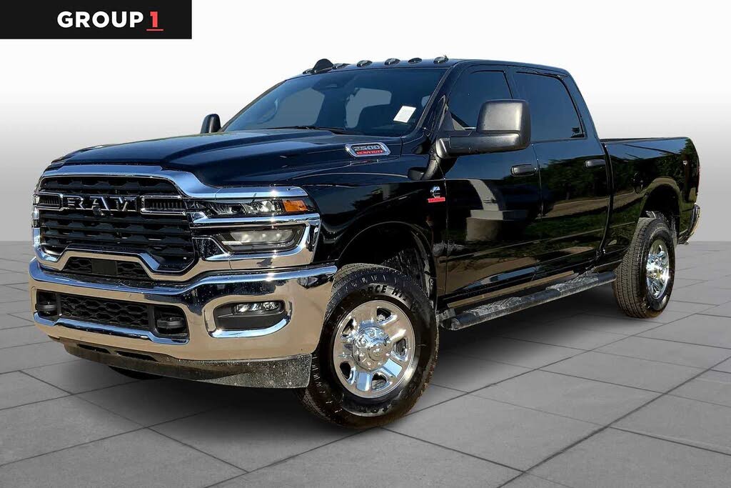 2026 RAM 2500 Tradesman Crew Cab 4WD