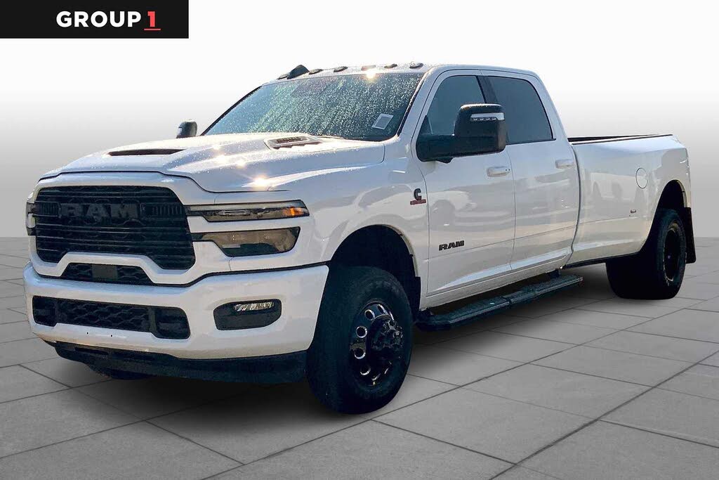 2026 RAM 3500 Laramie Crew Cab LB DRW 4WD