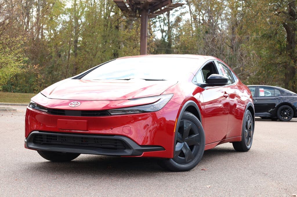 2026 Toyota Prius LE FWD