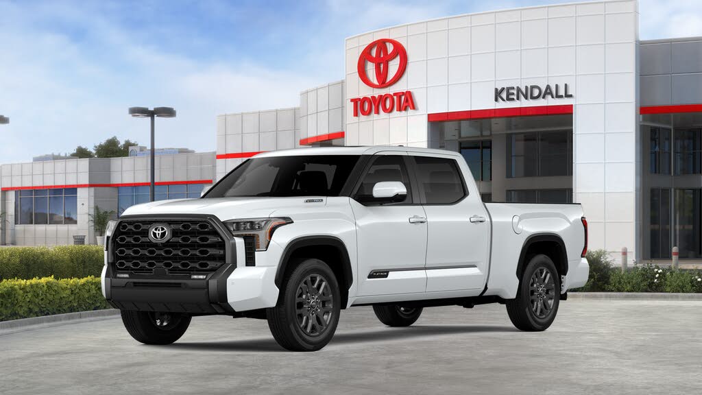 2026 Toyota Tundra Hybrid Platinum HV CrewMax Cab LB 4WD