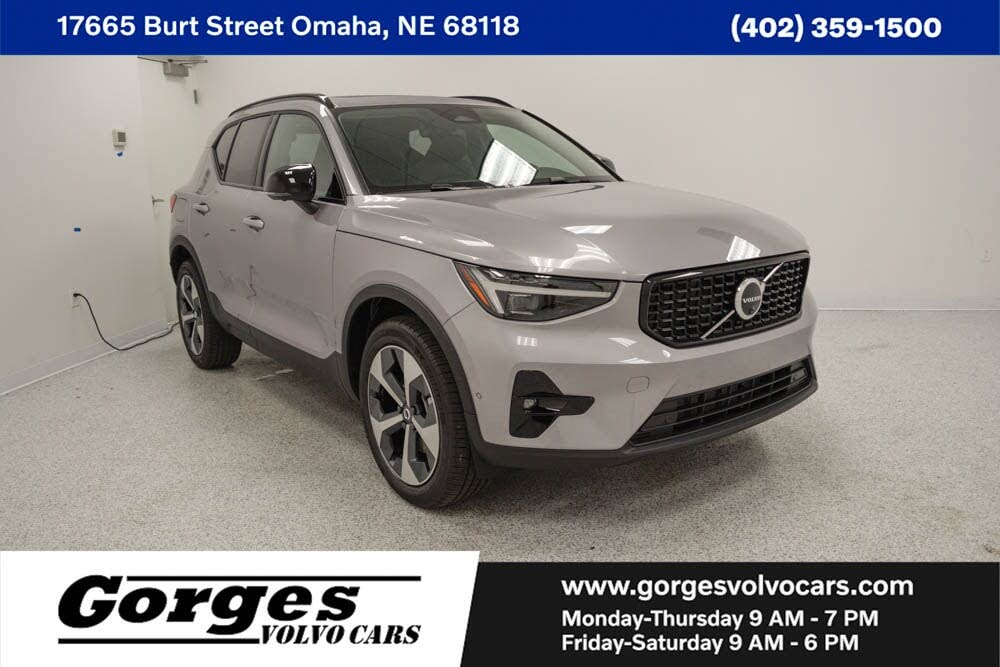 2026 Volvo XC40 B5 Plus AWD