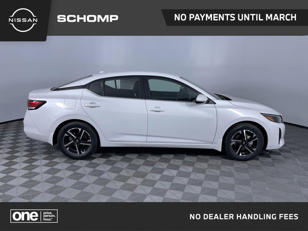 2025 Nissan Sentra SV FWD