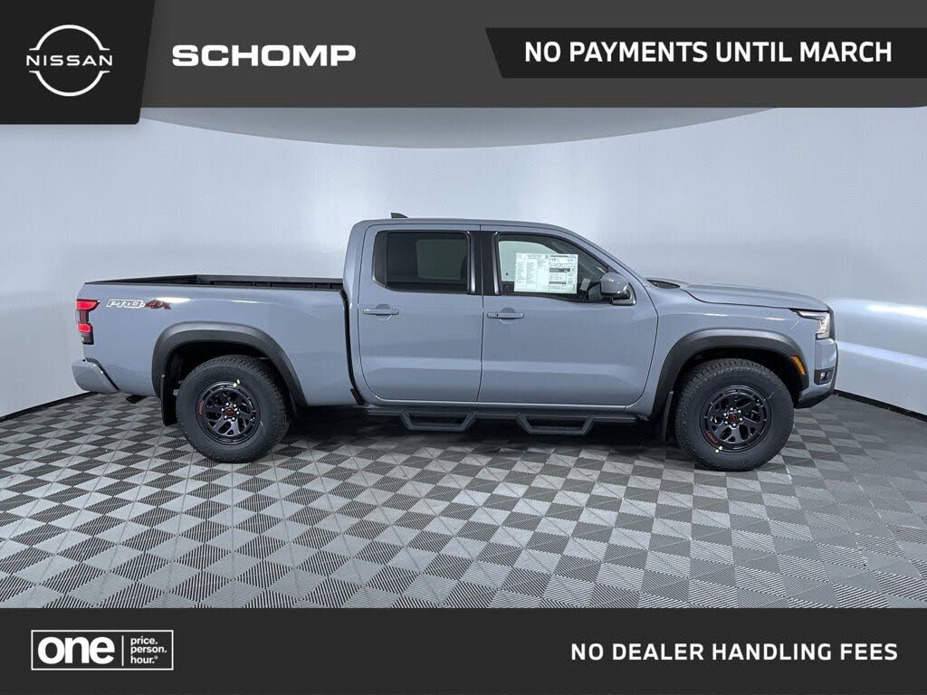 2026 Nissan Frontier PRO-4X Crew Cab LB 4WD