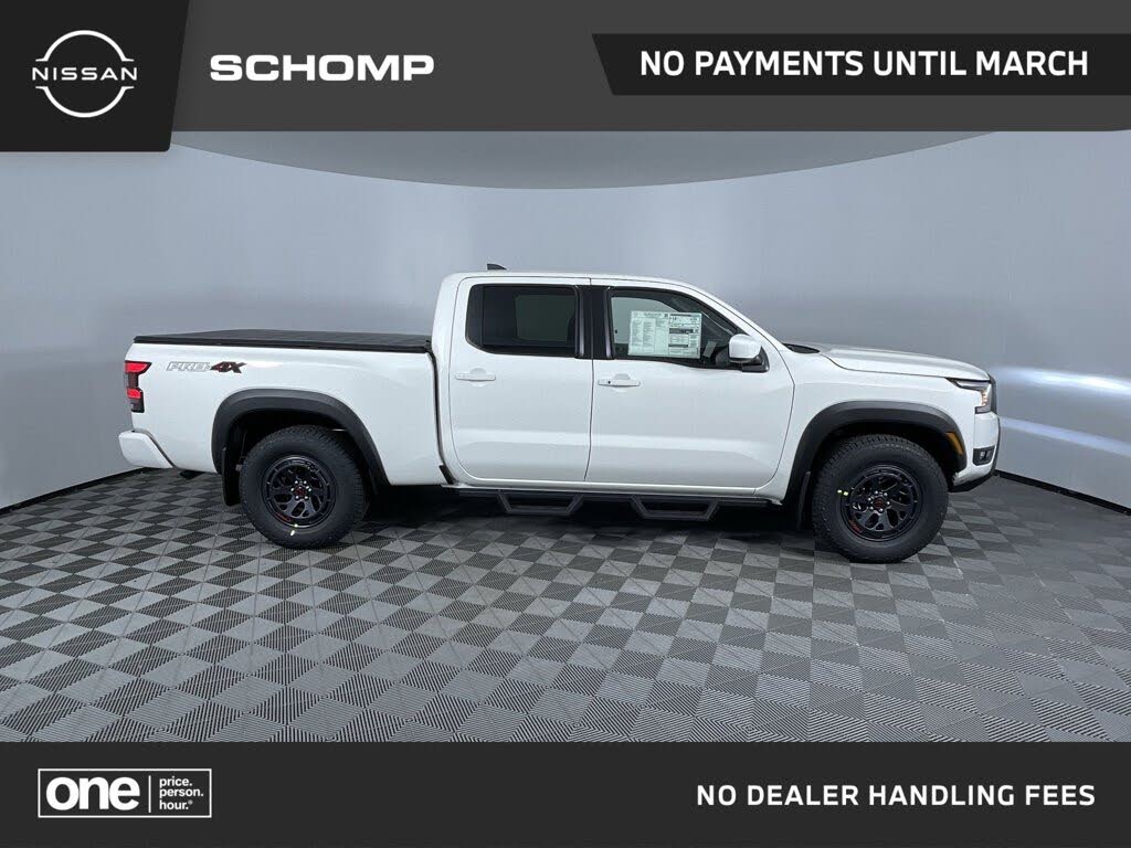2026 Nissan Frontier PRO-4X Crew Cab LB 4WD