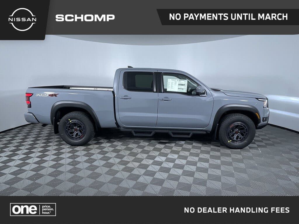 2026 Nissan Frontier PRO-4X Crew Cab LB 4WD