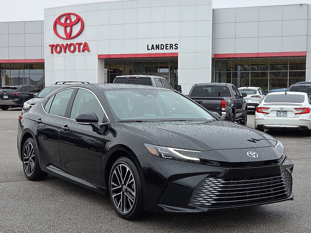 2026 Toyota Camry XLE FWD