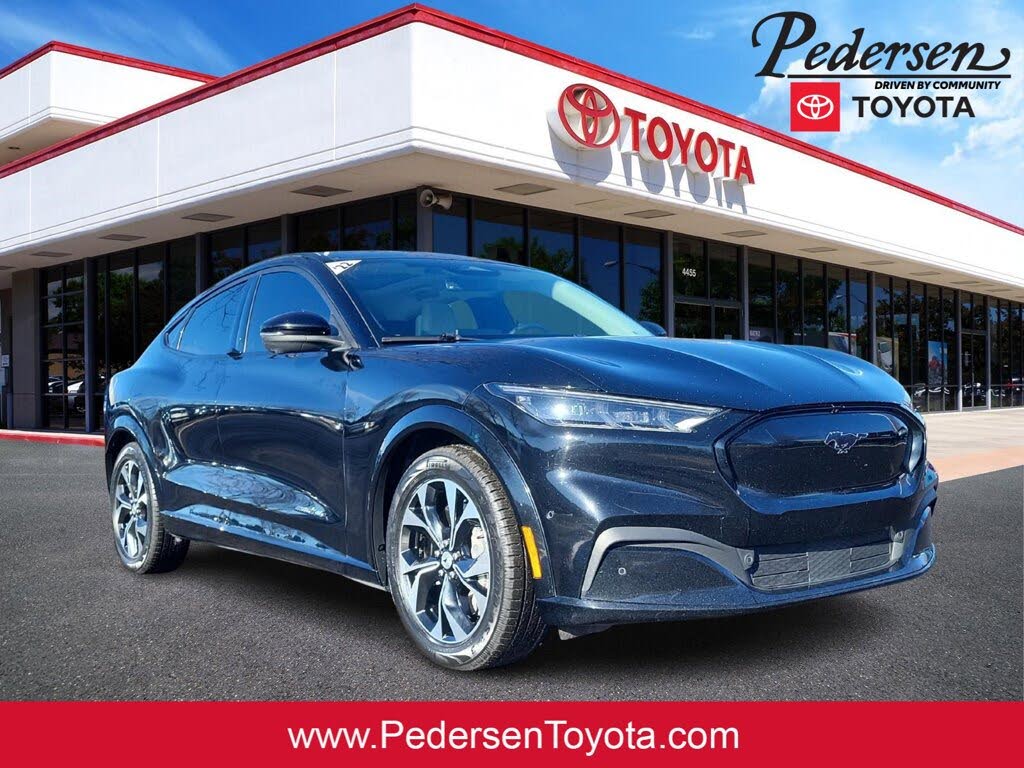 2022 Ford Mustang Mach-E Premium AWD