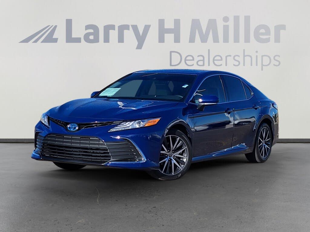 2024 Toyota Camry Hybrid XLE FWD