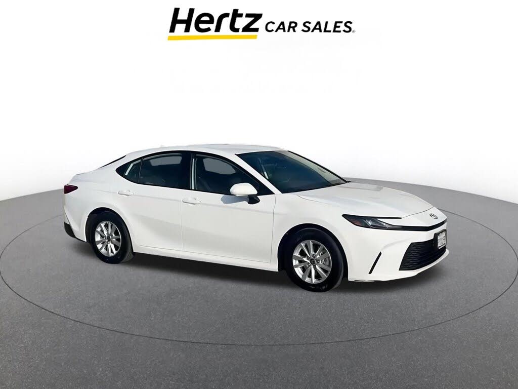 2025 Toyota Camry LE FWD