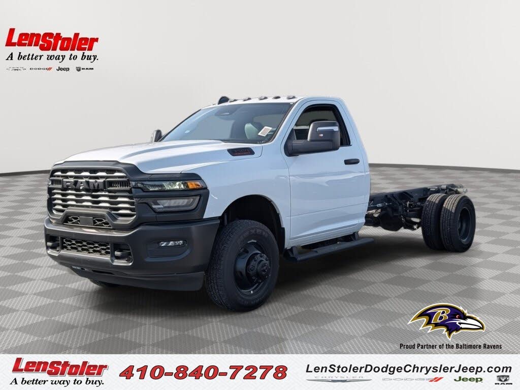 2026 RAM 3500 Chassis Tradesman Regular Cab LB DRW 4WD