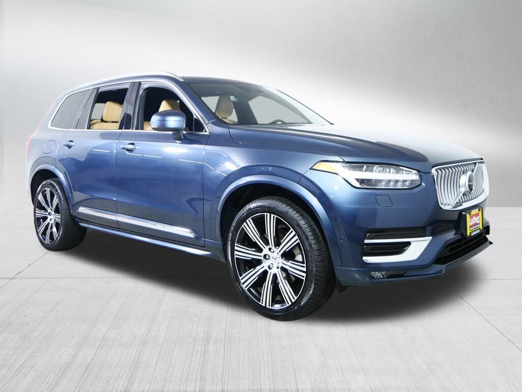 2022 Volvo XC90 T6 Inscription 7-Passenger AWD
