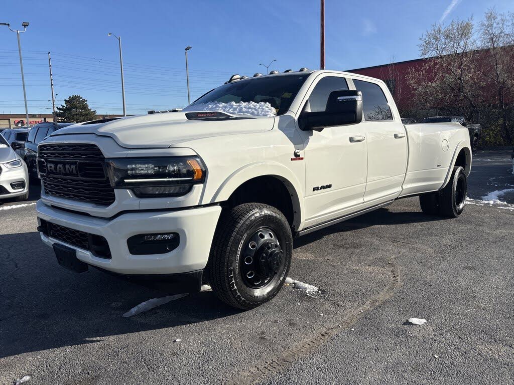 2023 RAM 3500 Limited Crew Cab LB DRW 4WD