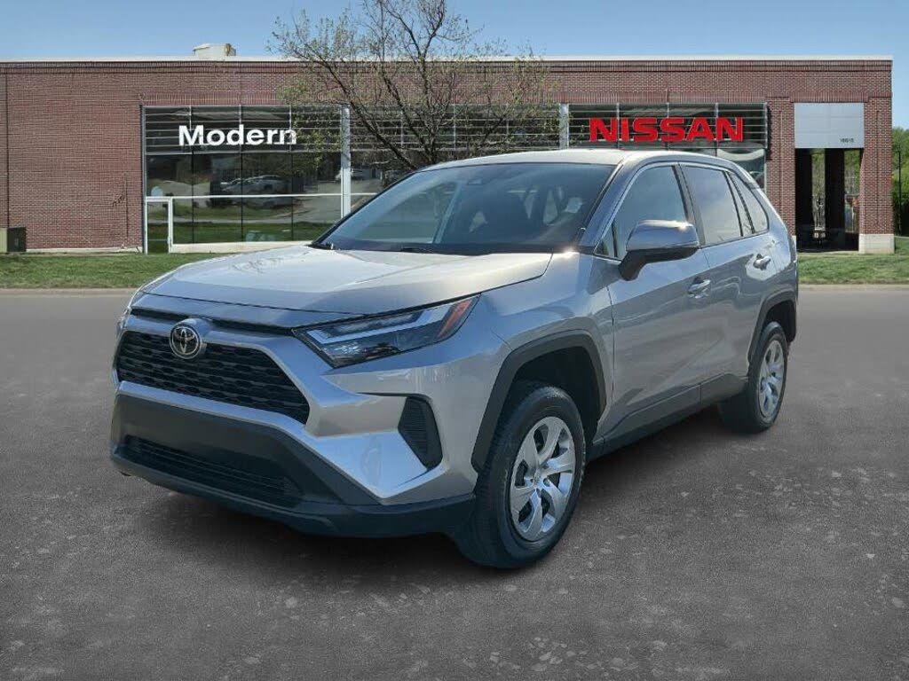 2023 Toyota RAV4 LE FWD